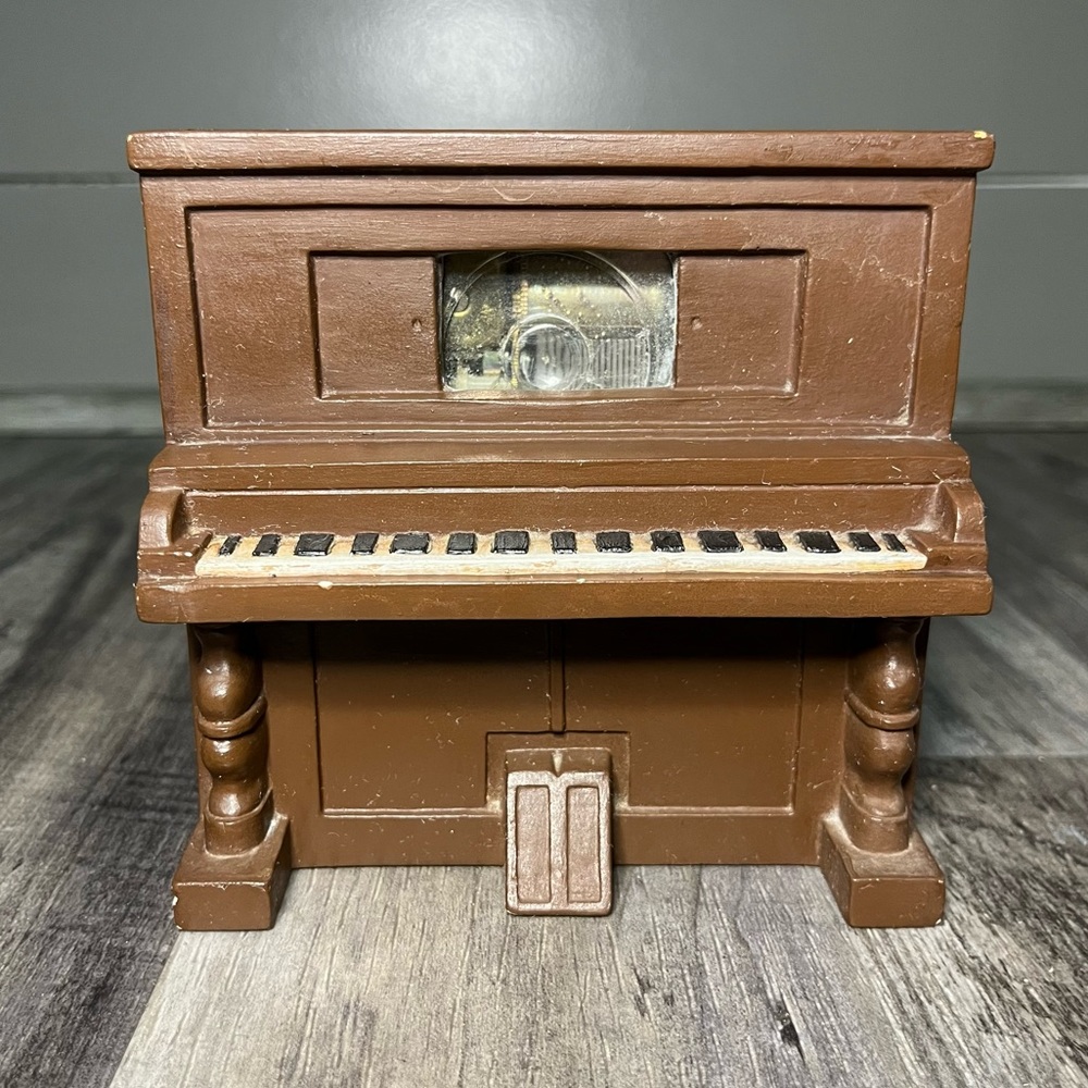 Vintage Ceramic Piano with Window Music Box